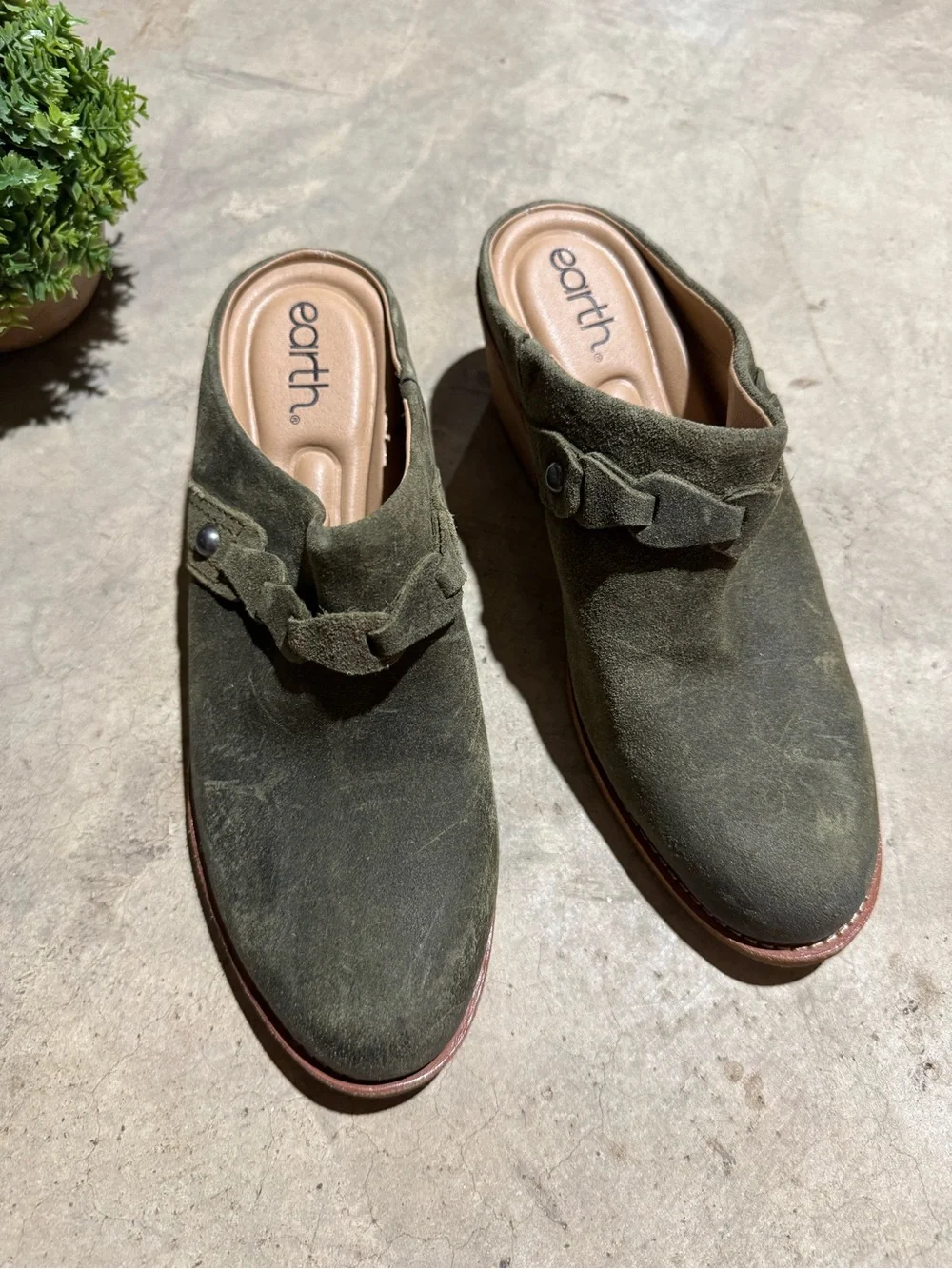 Earth Shoes Green Leather Suede Mules Women Size 8 Slip On Booties Fall Boho